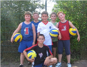 u10